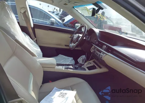 2016 Lexus Es 350 z USA, uszkodzony, nr VIN 58ABK1GG2GU007227